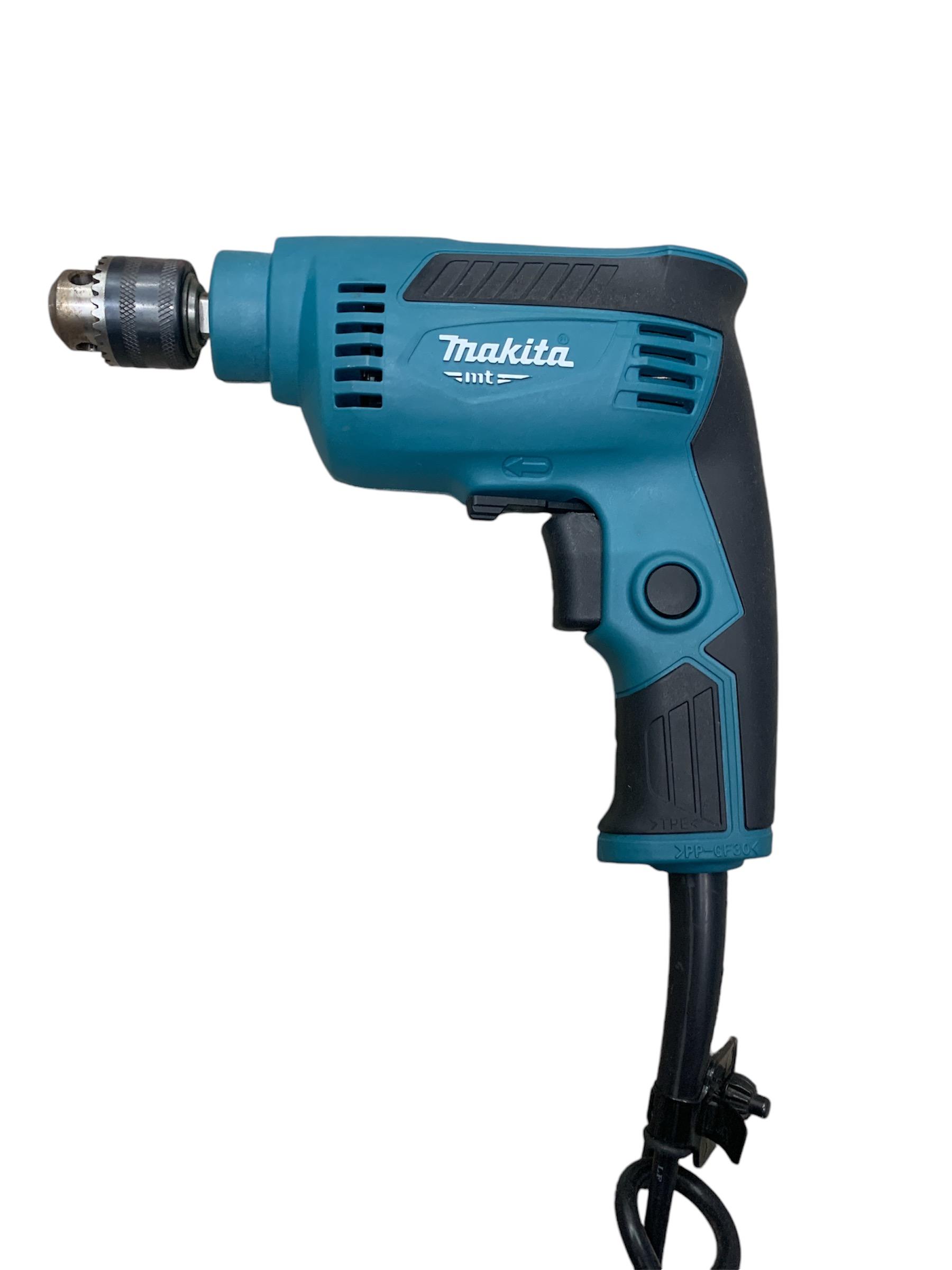 MAKITA สว่านไฟฟ้า M6501B DRILL 230W แบรนด์ MAKITA - ฮาร์ดแวร์ ราคา 1,355 บาท