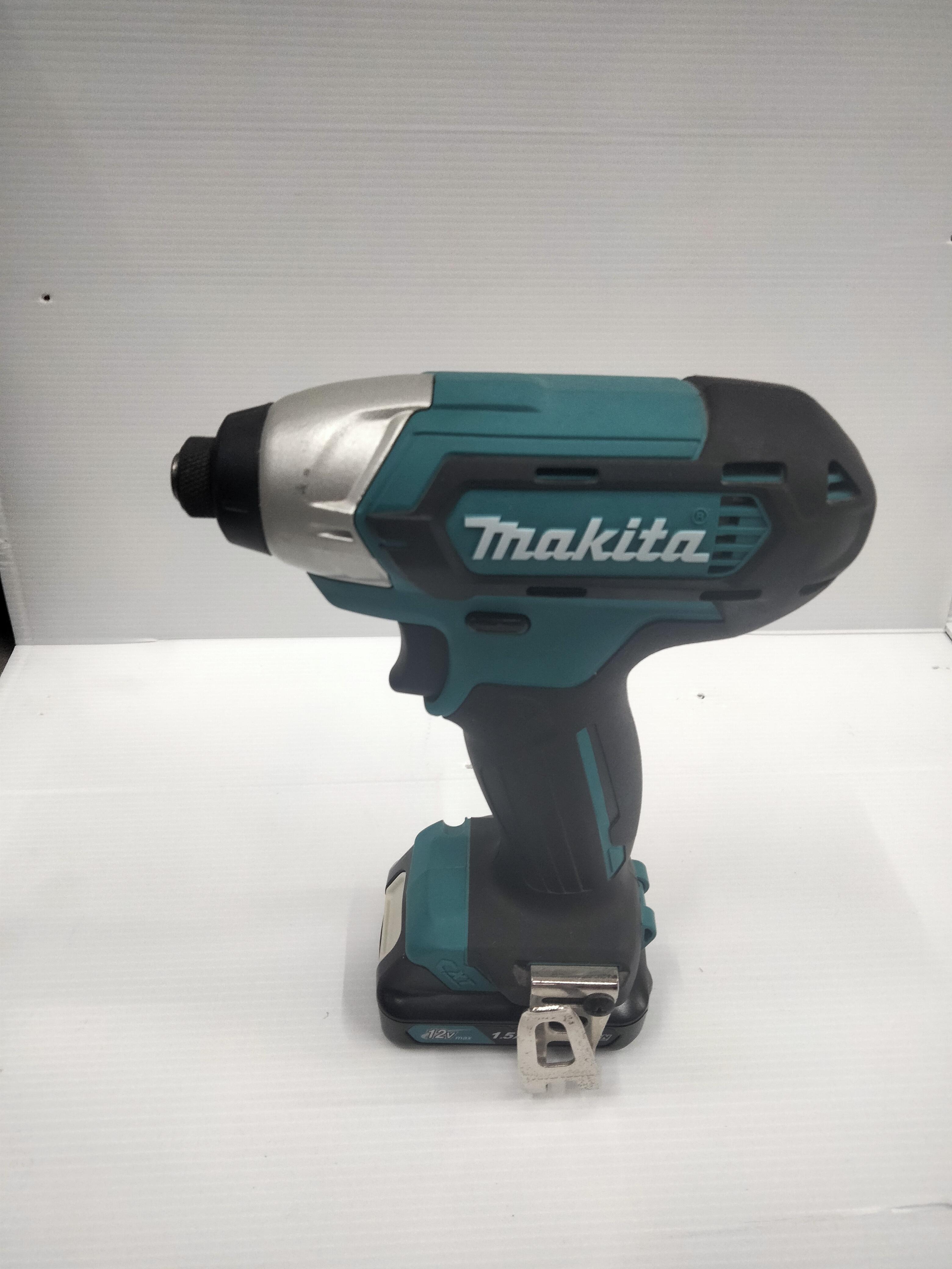 MAKITA เครื่องไขควงกระแทกไร้สาย MAX TD110DWYE 12V