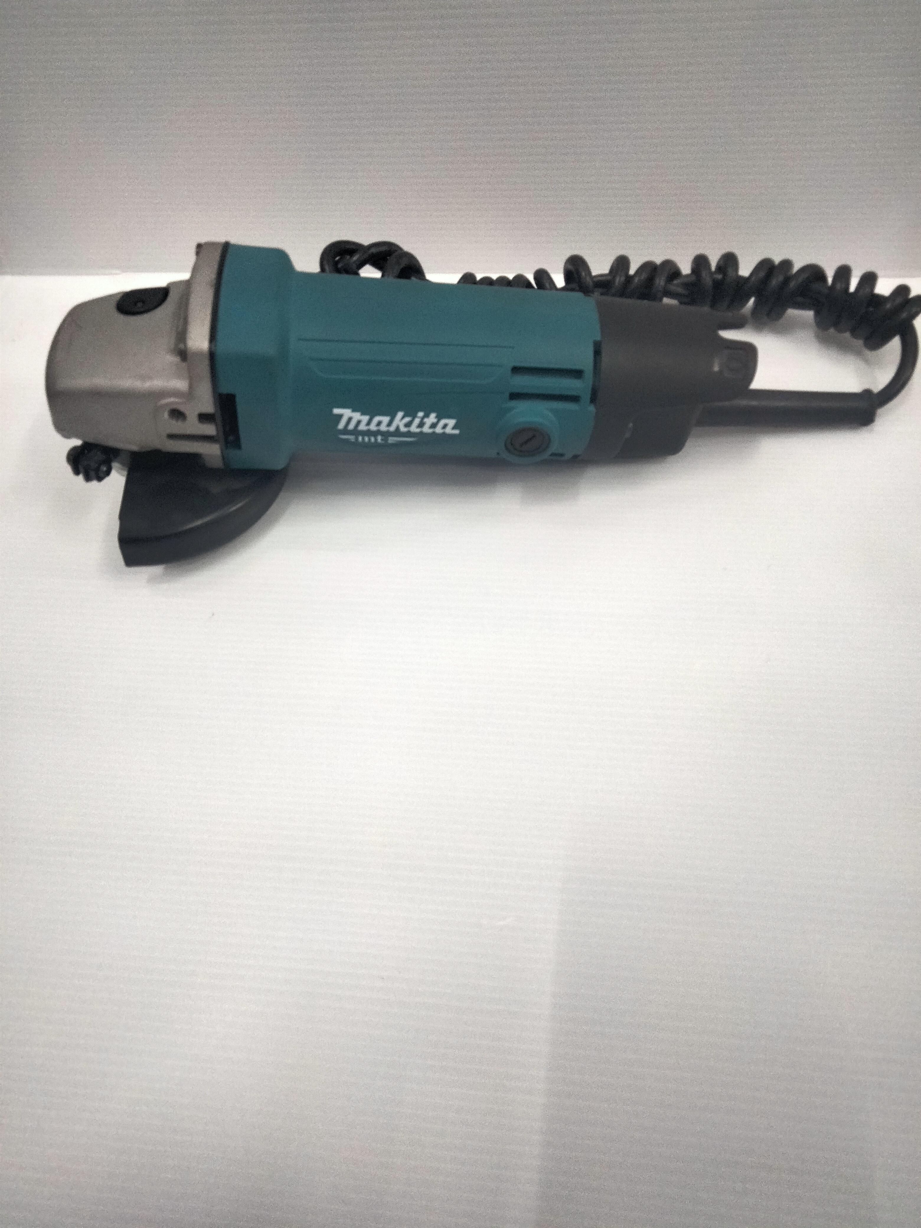 MAKITA เครื่องเจียร สวิทซ์ท้าย M0910B 540W 4นิ้ว - ภาพที่ 3
