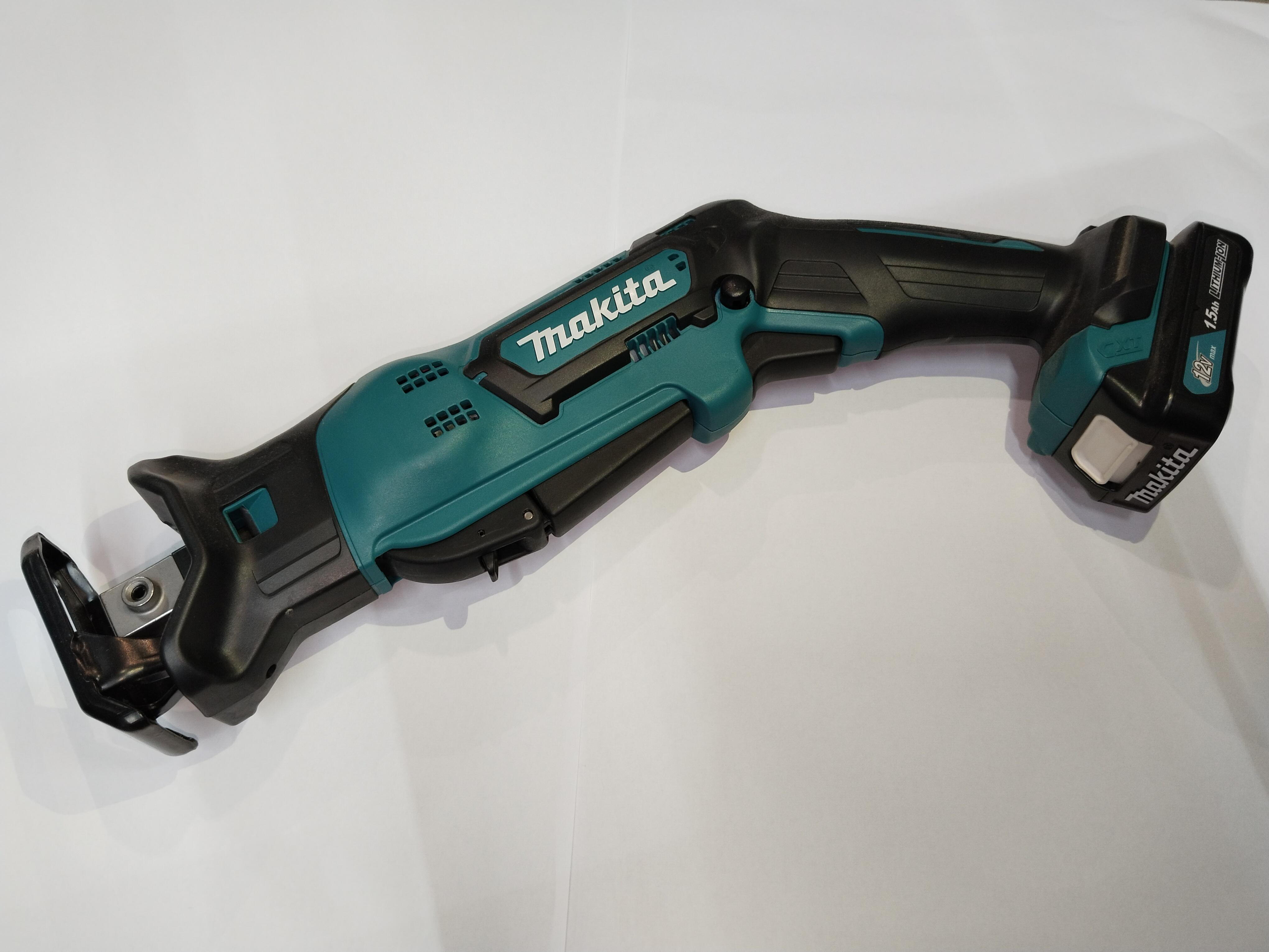 MAKITA ชุดเครื่องเลื่อยชักไร้สาย  JR105DWYE 12VMAX แบต2