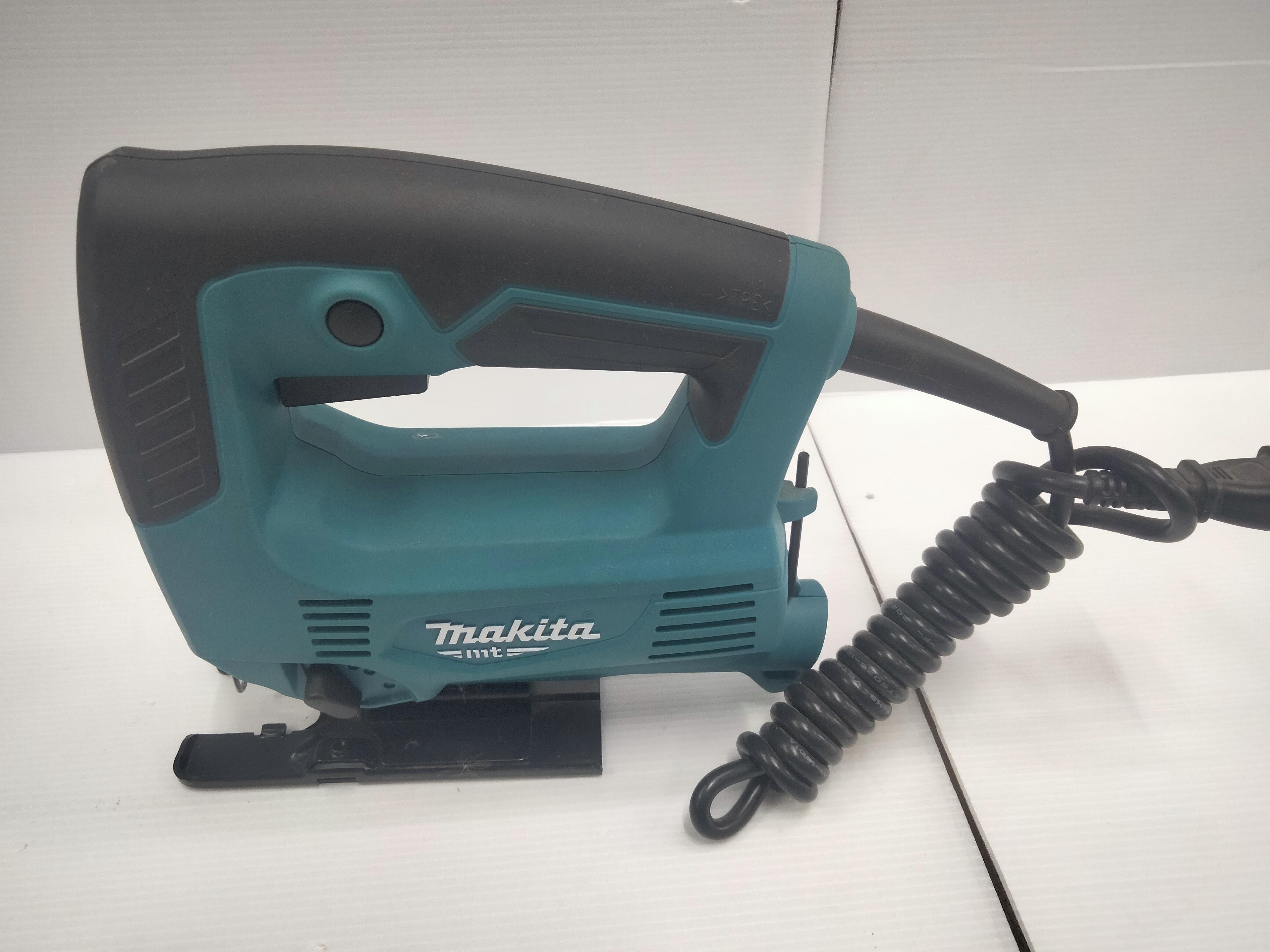 MAKITA เลื่อยจิ๊กซอร์ งานหนัก M4301B แบรนด์ MAKITA - ฮาร์ดแวร์ ราคา 2,390 บาท