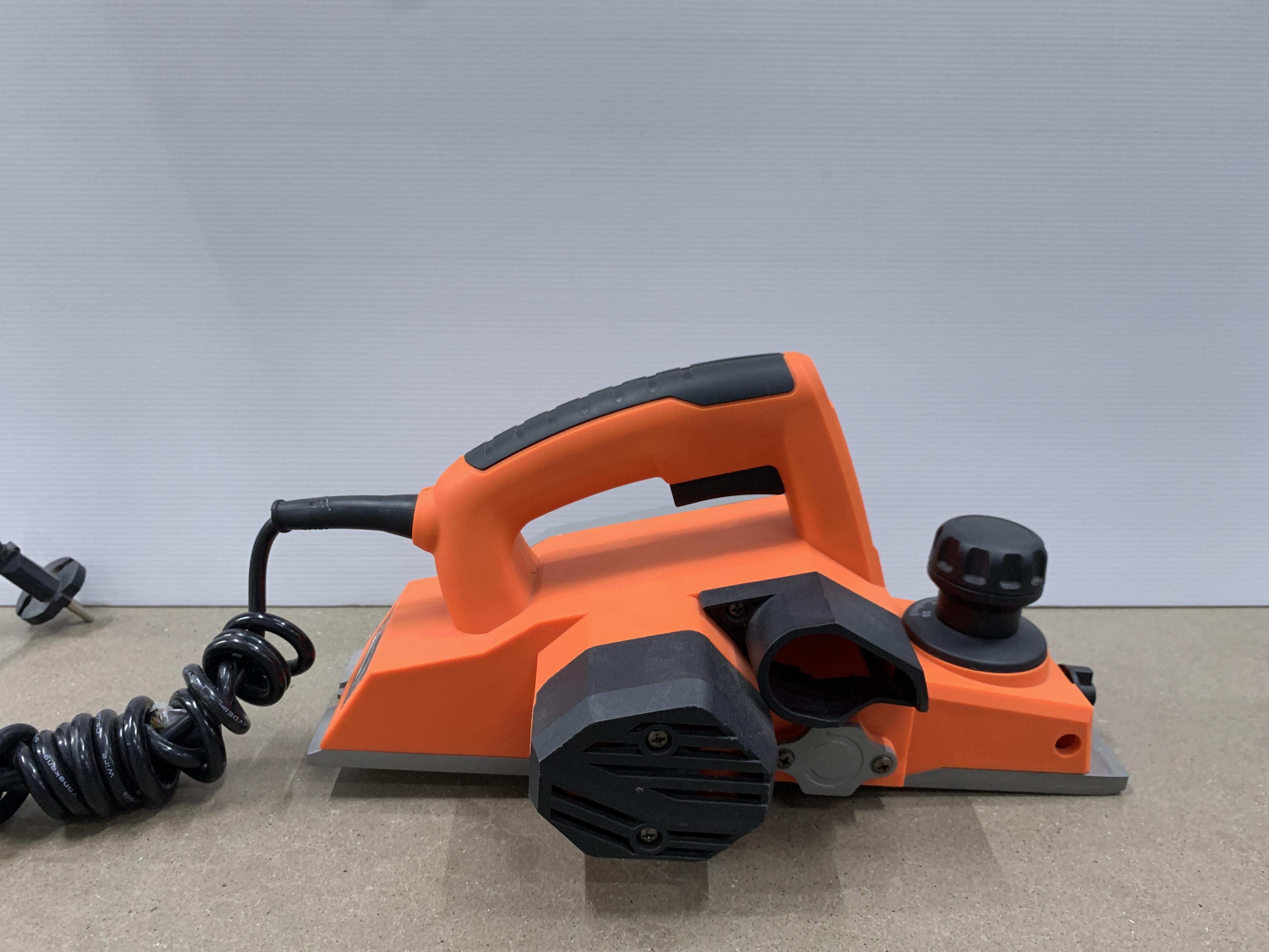PUMPKIN กบไฟฟ้า J-P1820 J-SERIES 82มม.