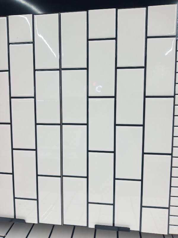 กระเบื้อง WT 30*60 เมซอง ไลน์ ดำ R/T (PK8)(GLOSS)(A) - ภาพที่ 4