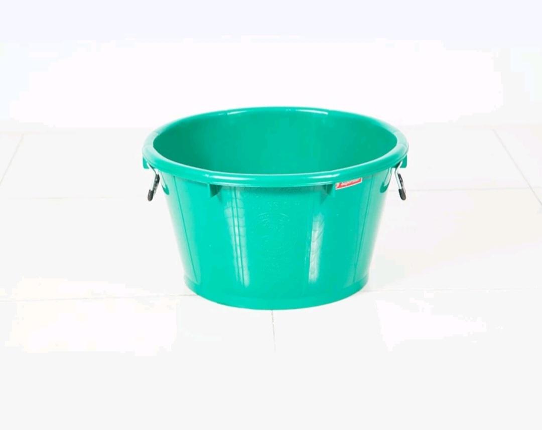 ตรางู กะละมัง น.ส หูเหล็ก เบอร์ 6  กลม 31L. สีเขียว (1โหล/มัด) แบรนด์ เอสพี พลาสติก - ตกแต่ง ราคา 109 บาท