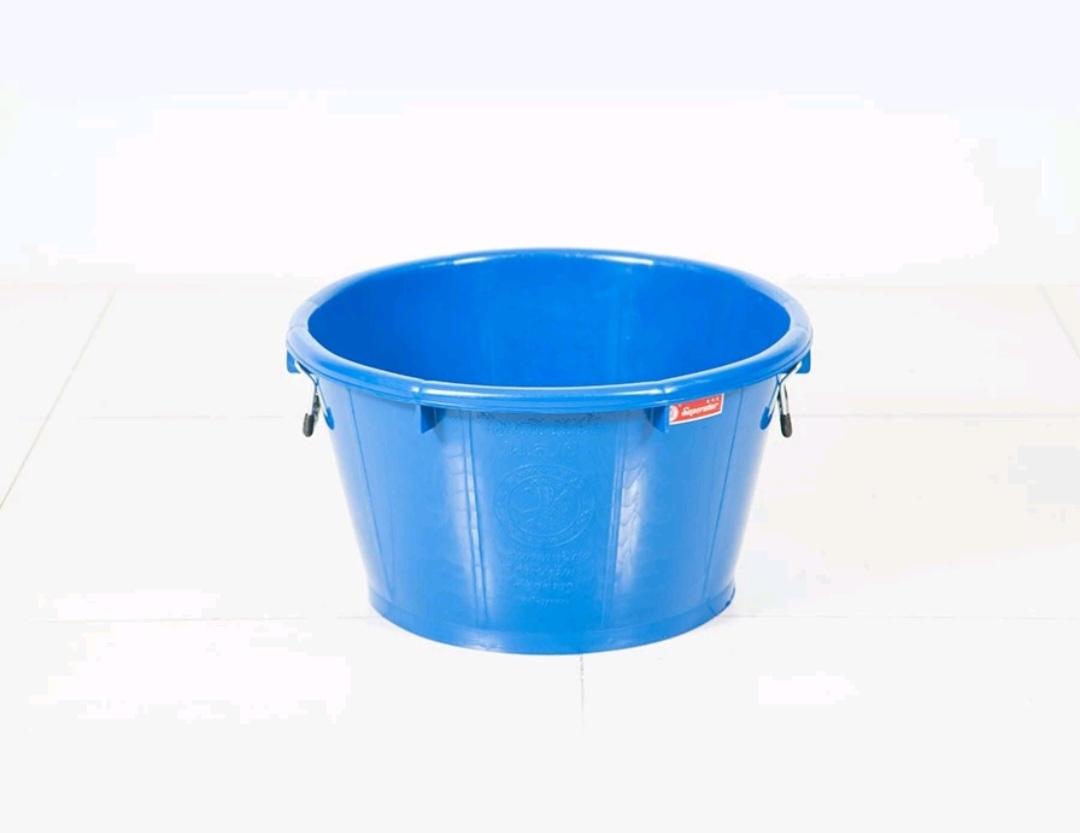 ตรางู กะละมัง น.ส หูเหล็ก เบอร์ 6 กลม 31L. สีน้ำเงิน (1โหล/มัด) แบรนด์ เอสพี พลาสติก - ตกแต่ง ราคา 109 บาท