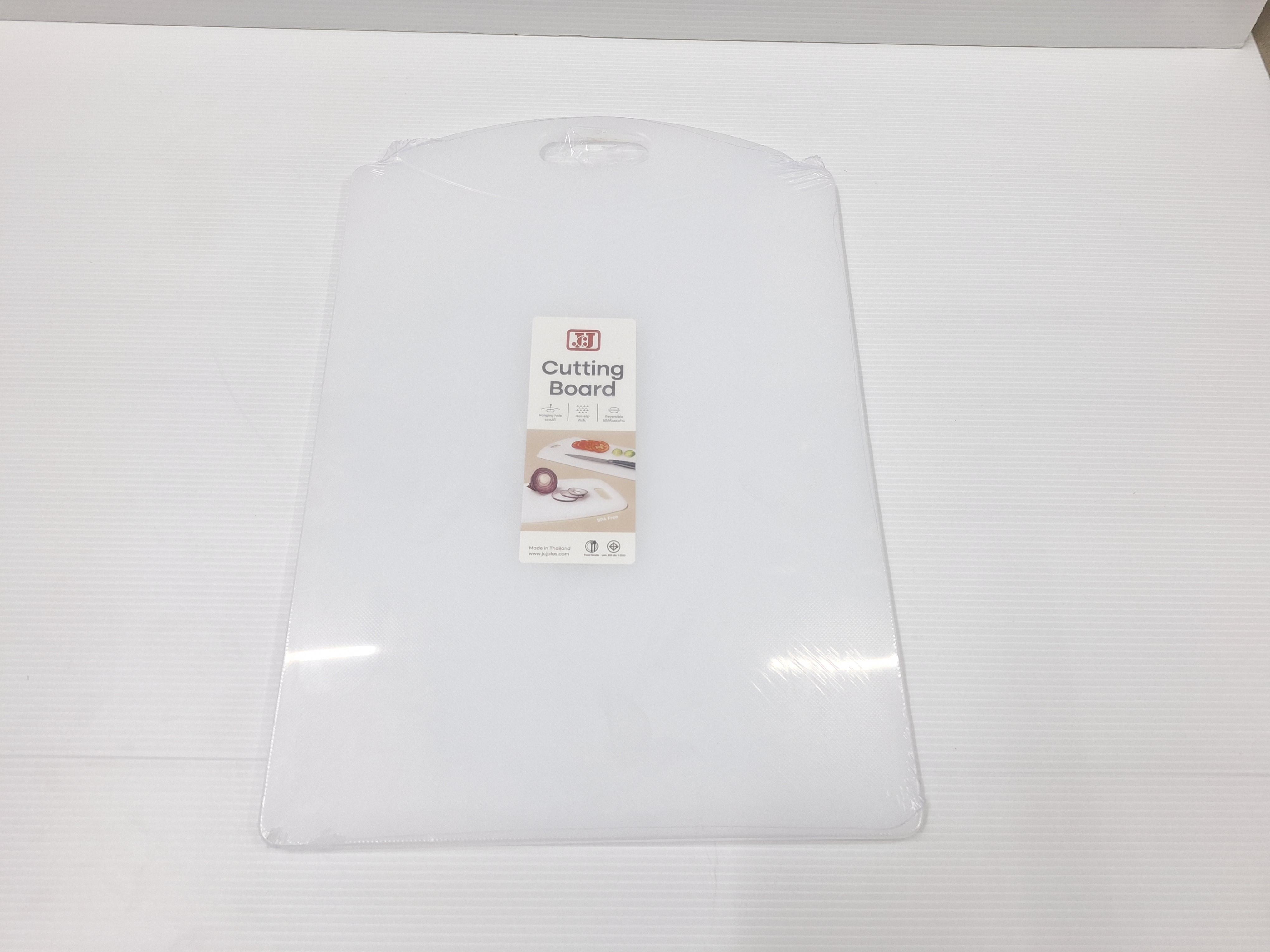 JCJ เขียงพลาสติก 03 สีขาว แบรนด์ เจ.ซี.เจ. - ตกแต่ง ราคา 99 บาท