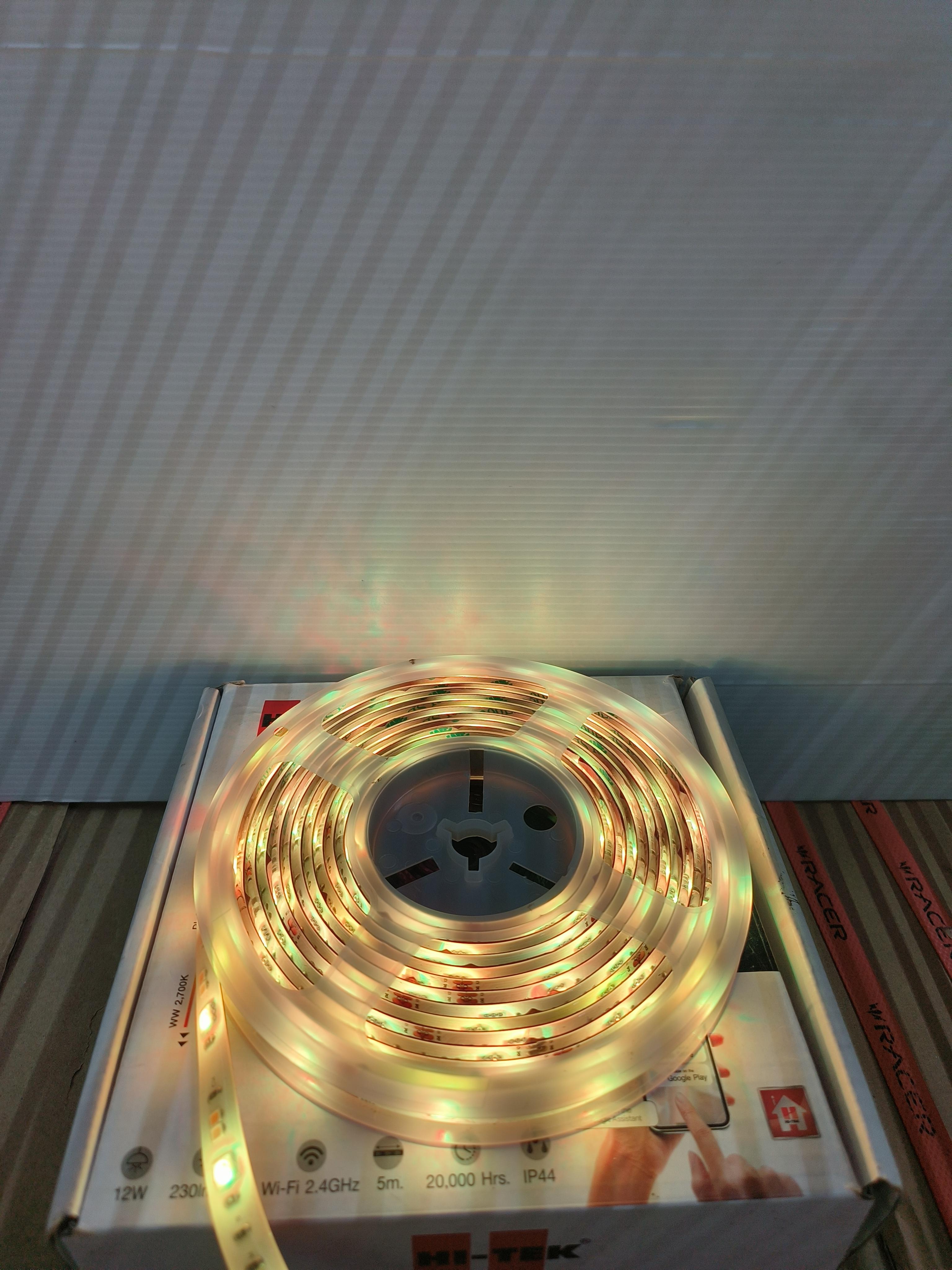 HI-TEK ชุดไฟLED เส้นริบบิ้น RGB เปลี่ยนแสงได้ WIFI+BT 12V 5ม.