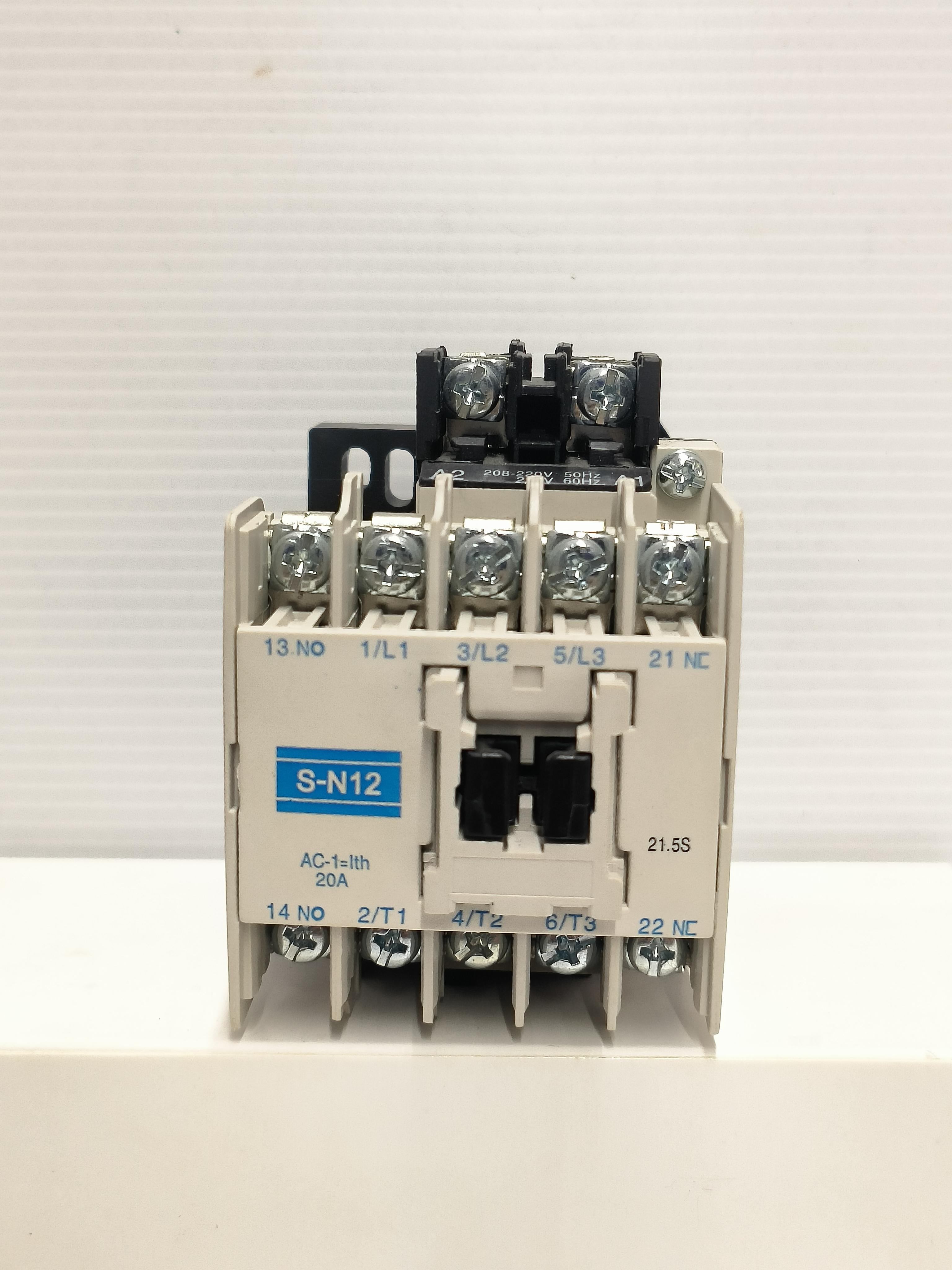 KY แมกเนติก SN-12 220V แบรนด์ สารคามไลท์ติ้ง - ระบบไฟฟ้าและระบบน้ำ ราคา 480 บาท