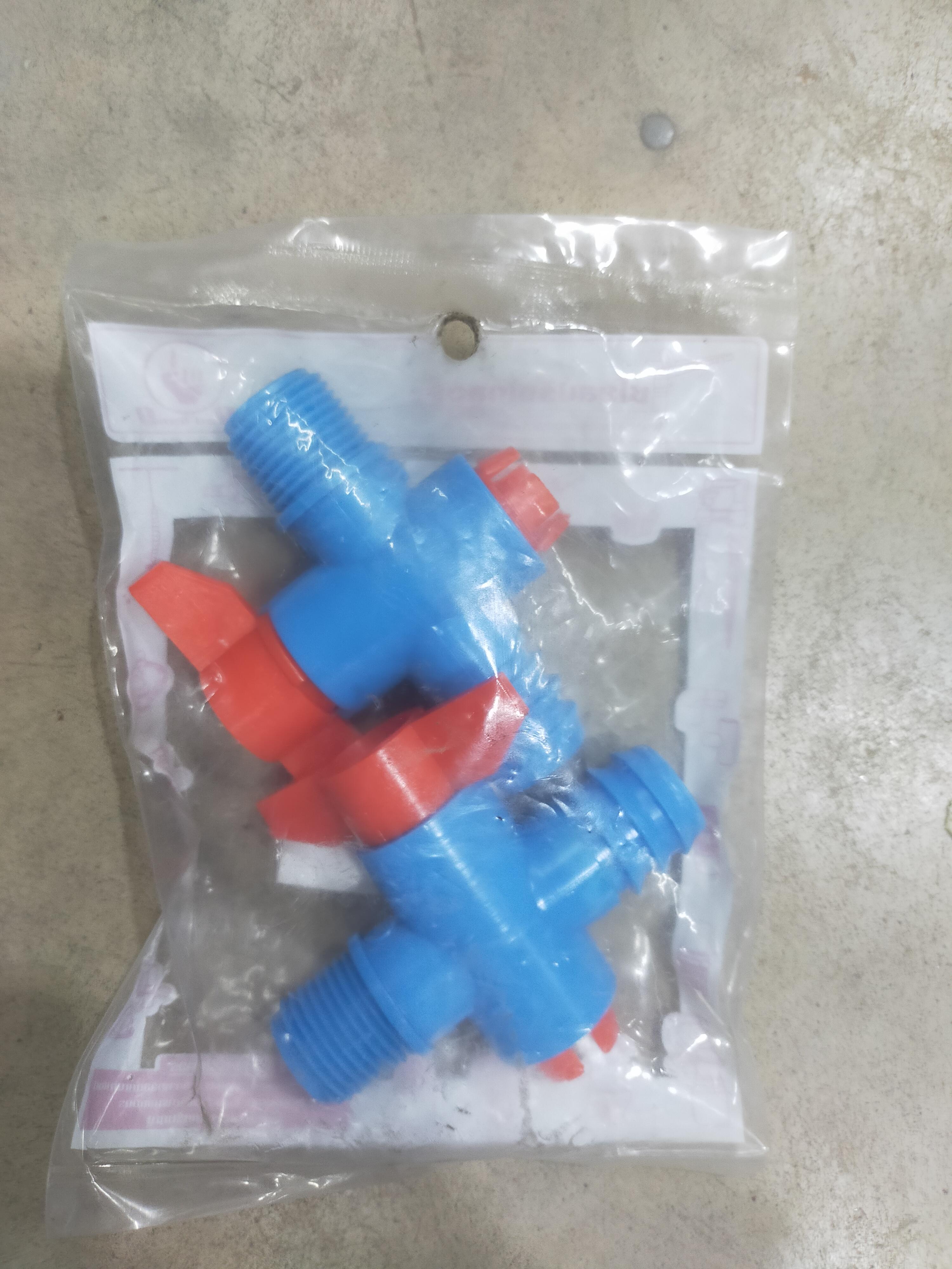 KANOK วาล์วเกษตรสวมท่อ PE เกลียวนอก 1/2x25มม. 361-25PE-G (2อัน/แพ็ค) แบรนด์ กนก โปรดักส์ - การเกษตร ราคา 25 บาท