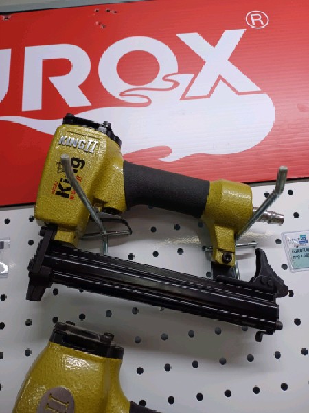 KING ปืนลมยิงตะปู M-Series II 422J แบรนด์ EUROX - ฮาร์ดแวร์ ราคา 950 บาท