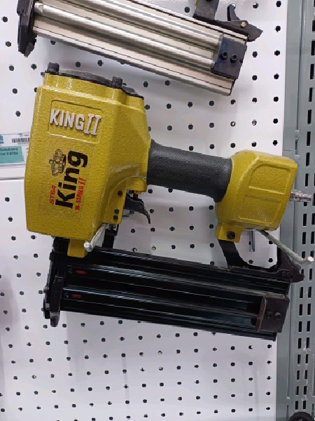 KING ปืนลมยิงตะปู M-Series II ST64