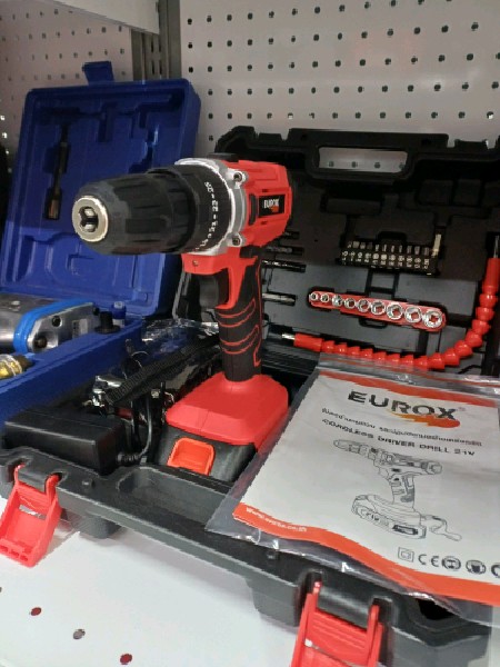 EUROX สว่านกระแทกไร้สาย 21V 2B (กล่องชุด) แบรนด์ EUROX - ฮาร์ดแวร์ ราคา 2,390 บาท