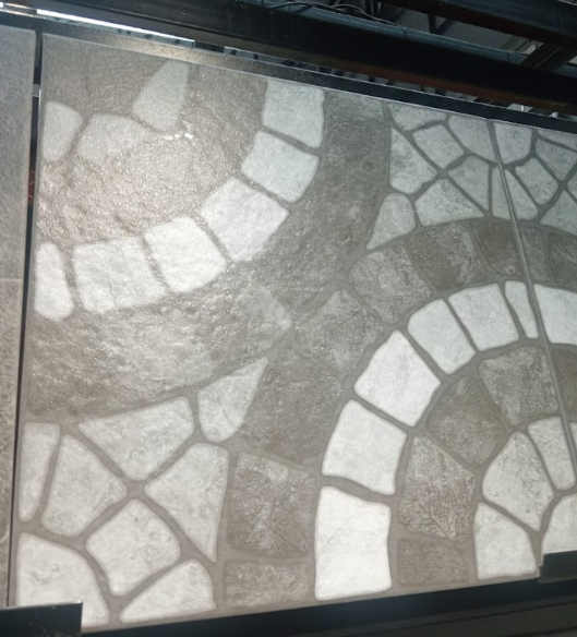 กระเบื้อง 40 x 40 ซม. ผิวมัน ไชยณภัทร-เทา (A) ไชโย