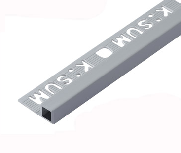 คิ้วเหลี่ยม PVC 1.3ซม. X 2.0ม. รุ่น KP2-132003 สีเทาอ่อน HOME