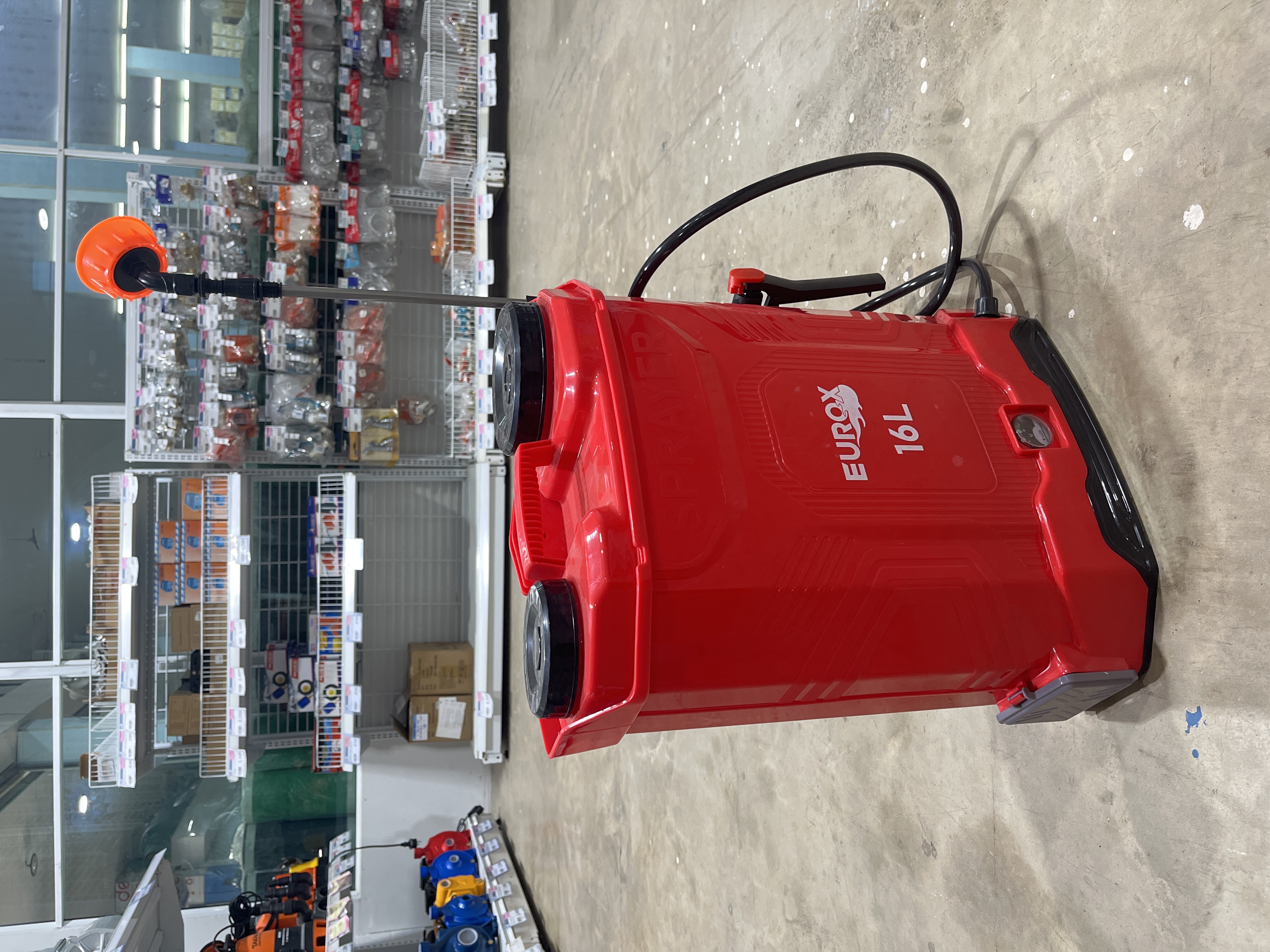 EUROX เครื่องพ่นยาแบตเตอรี่ II (16 ลิตร) - ภาพที่ 2