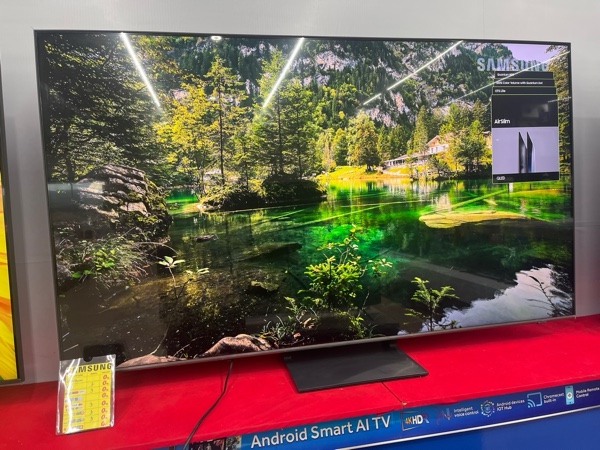 ทีวี QLED 65 นิ้ว QA65Q65BAKXXT SAMSUNG