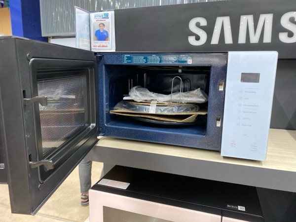 SAMSUNG ไมโครเวฟ  MG23T5018CY/ST 23L - ภาพที่ 3