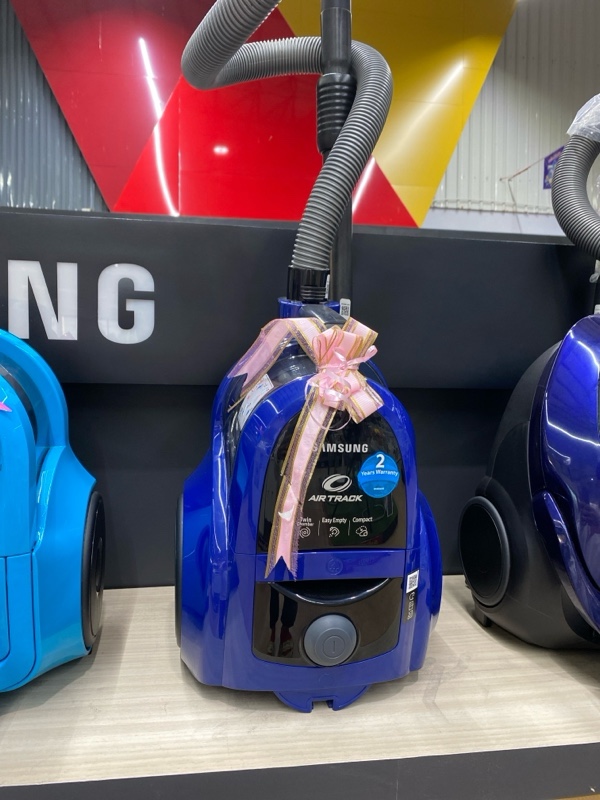 เครื่องดูดฝุ่นแบบกล่อง 1800W VCC4540S36/XST สีน้ำเงิน-ดำ SAMSUNG