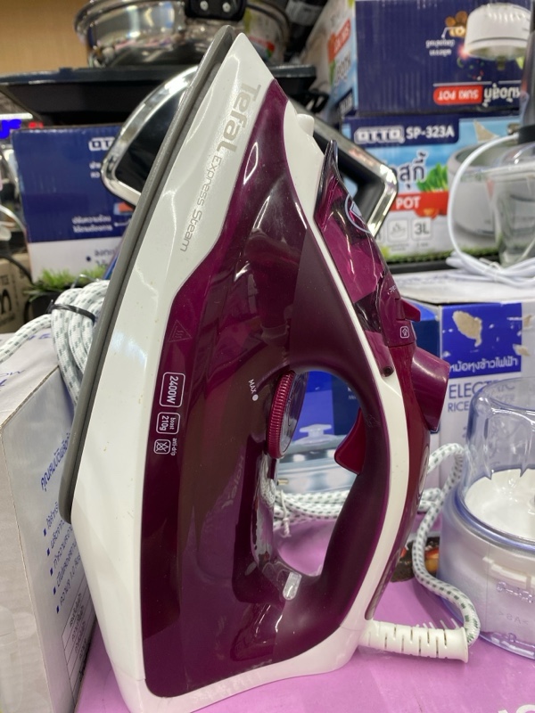 TEFAL เตารีดไอน้ำ FV2845T0 2400วัตต์ - ภาพที่ 2